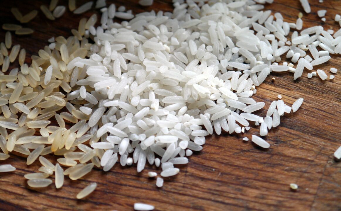 arroz cru contra vermes