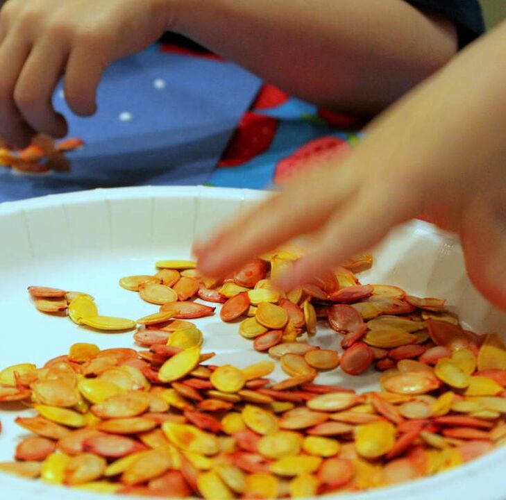 A maioría das receitas con sementes de cabaza para adultos tamén son aptas para nenos, aínda que a cantidade é reducida